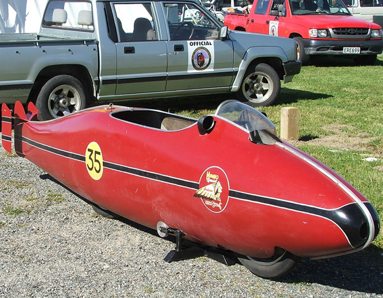 Película: Burt Munro (2005)